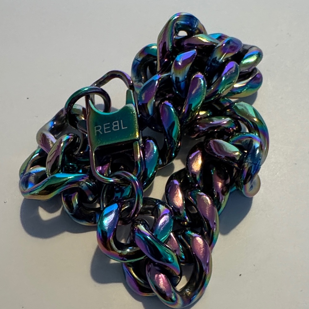 REBL Chunky Multicolor Chain Bracelet - Picture 5 of 5